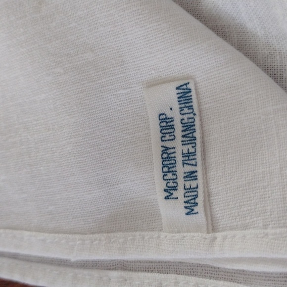 McCrory Corp Embroidered Flour Sack Kitchen Tea Towel Set - Picture 2 of 3